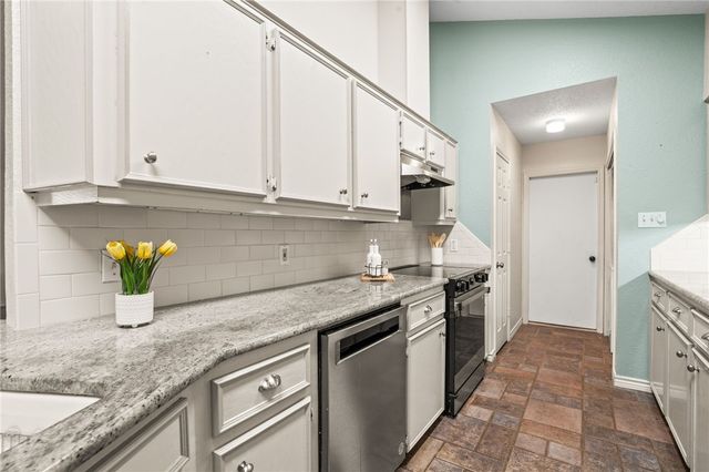 13853 Topsail St, Corpus Christi, TX 78418