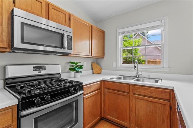 2771 Royal Bluff, Decatur, GA 30030