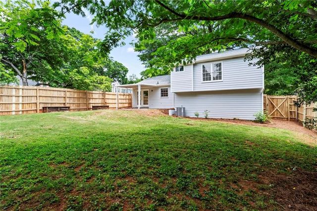 2771 Royal Bluff, Decatur, GA 30030