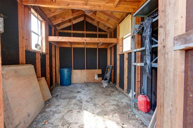 5735 S Farm Rd 137, Springfield, MO 65810