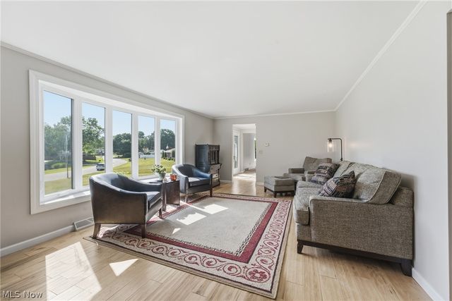 1251 Grenada Drive NE, Canton, OH 44714