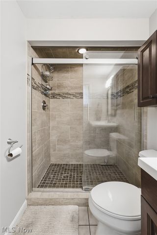 1251 Grenada Drive NE, Canton, OH 44714