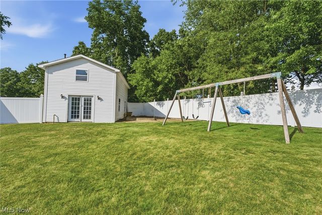 1251 Grenada Drive NE, Canton, OH 44714