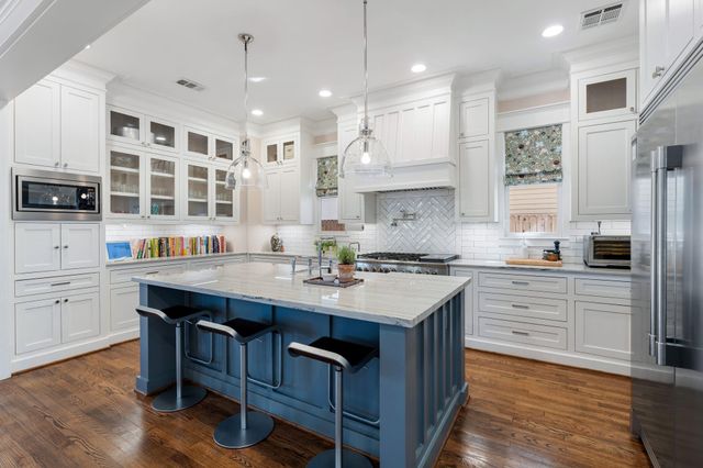 425 Byrne Street, Houston, TX 77009