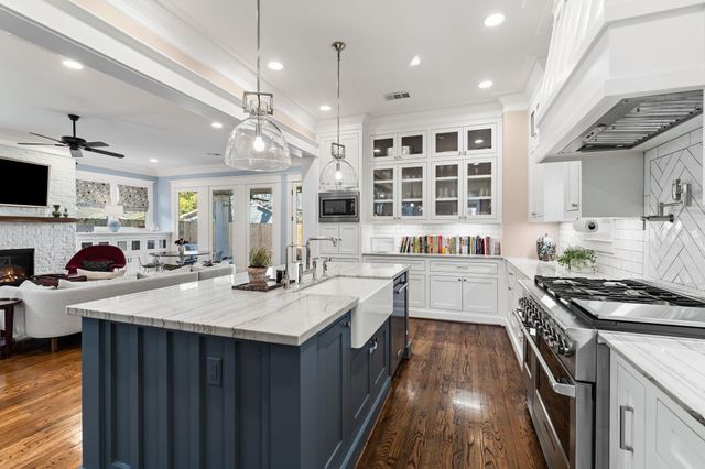 425 Byrne Street, Houston, TX 77009