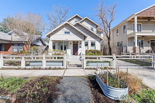 425 Byrne Street, Houston, TX 77009
