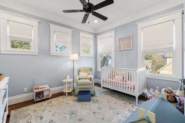 425 Byrne Street, Houston, TX 77009