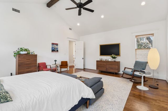 425 Byrne Street, Houston, TX 77009