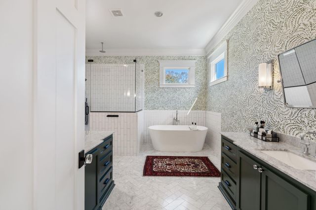 425 Byrne Street, Houston, TX 77009