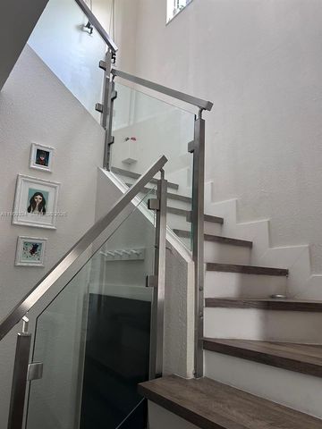 3538 SW 17th St 1B, Miami, FL 33145