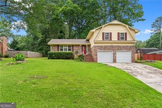 564 Allana Court, Stone Mountain, GA 30087