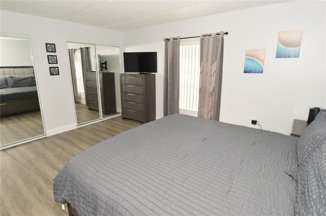 12760 INDIAN ROCKS ROAD 555, Largo, FL 33774