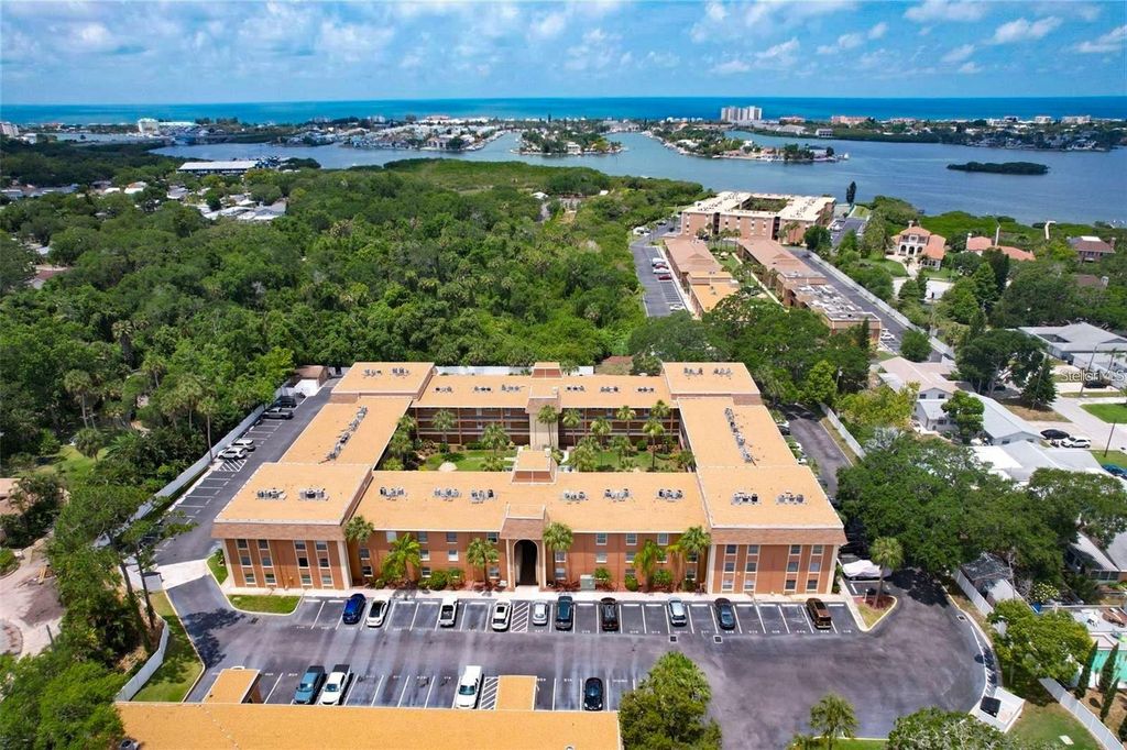 12760 INDIAN ROCKS ROAD 555, Largo, FL 33774