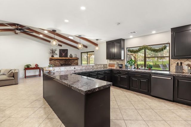 6330 Auburn Folsom Rd, Granite Bay, CA 95746