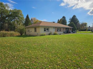 5905 Warren Drive, Cicero, NY 13039