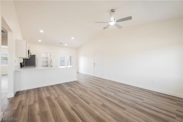 841 Valiant Avenue, Pahrump, NV 89060