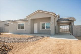 841 Valiant Avenue, Pahrump, NV 89060