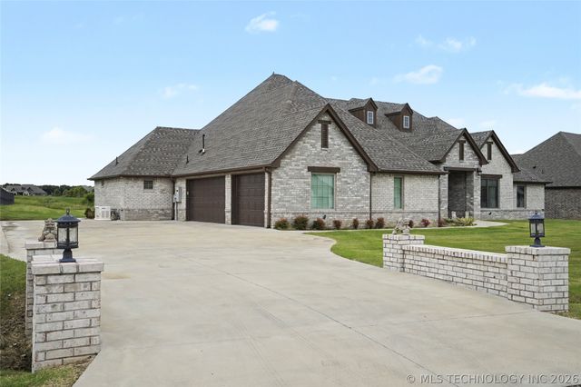 8331 N 149th East Avenue, Owasso, OK 74055
