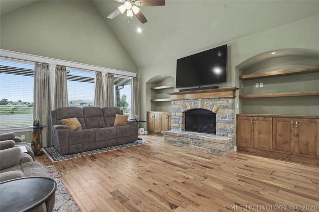 8331 N 149th East Avenue, Owasso, OK 74055