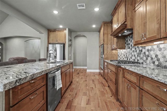 8331 N 149th East Avenue, Owasso, OK 74055