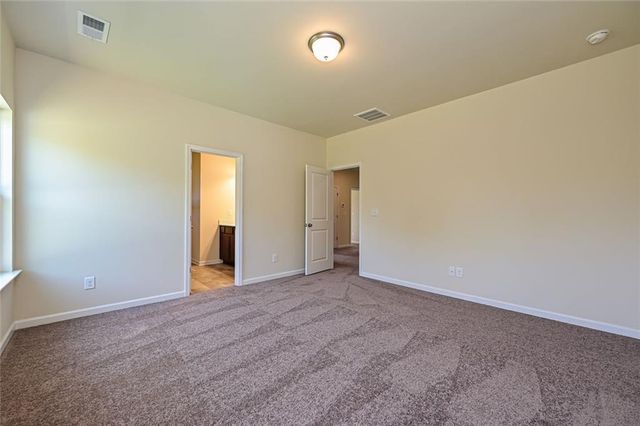 810 Kensington Street, Kingston, GA 30145