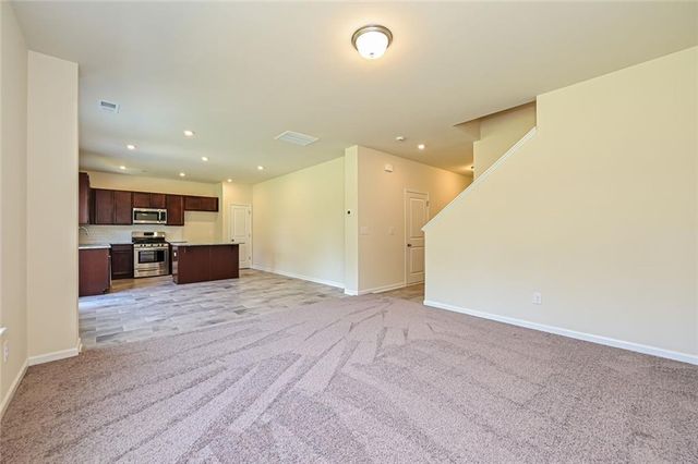810 Kensington Street, Kingston, GA 30145