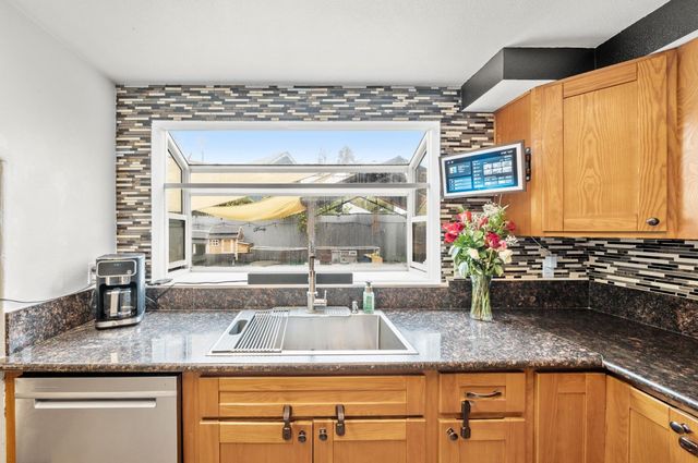 8048 Renton Way, Sacramento, CA 95828