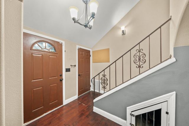 8048 Renton Way, Sacramento, CA 95828