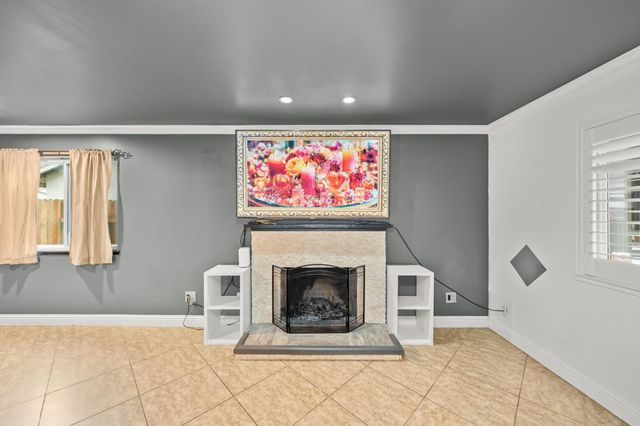 8048 Renton Way, Sacramento, CA 95828