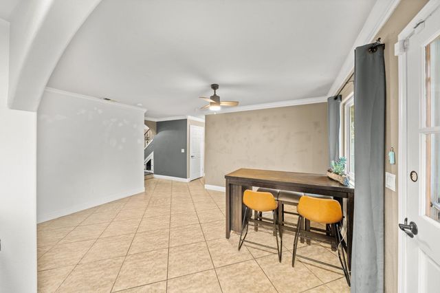 8048 Renton Way, Sacramento, CA 95828