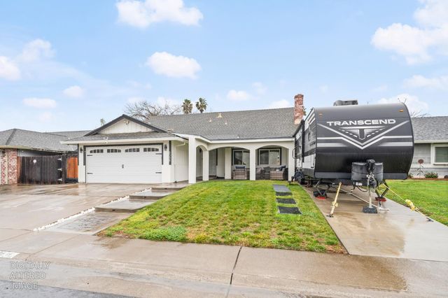 8048 Renton Way, Sacramento, CA 95828