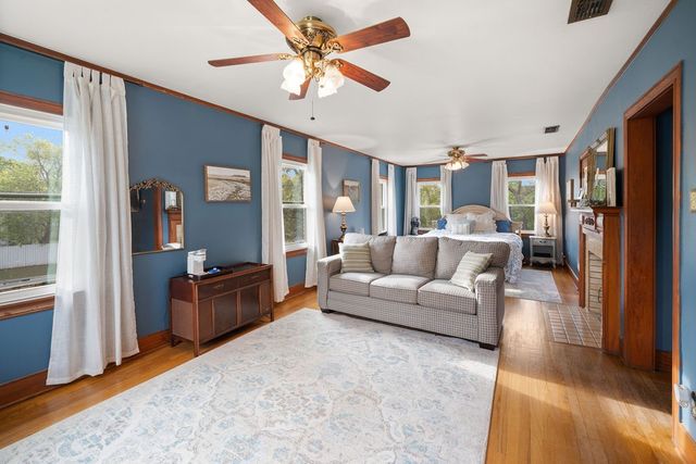 327 N Ponsard Street, Troup, TX 75789