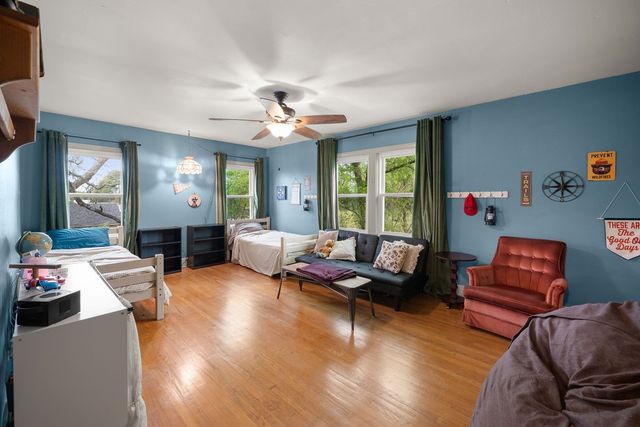 327 N Ponsard Street, Troup, TX 75789