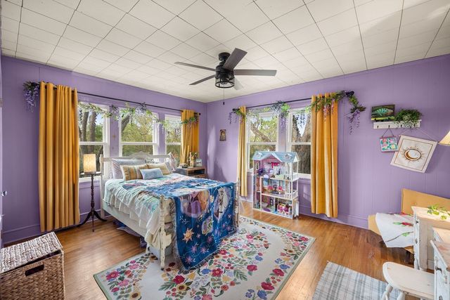 327 N Ponsard Street, Troup, TX 75789