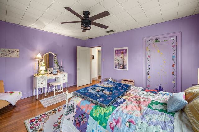 327 N Ponsard Street, Troup, TX 75789