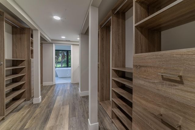 2517 Presidential Way B, West Palm Beach, FL 33401