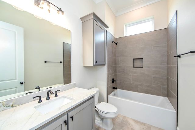 111 Stella Drive, Thibodaux, LA 70301