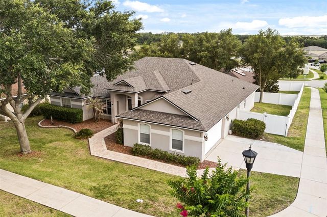 180 COMPASS ROSE DRIVE, Groveland, FL 34736