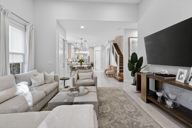 11457 Pointe Midtown Drive, Palm Beach Gardens, FL 33418