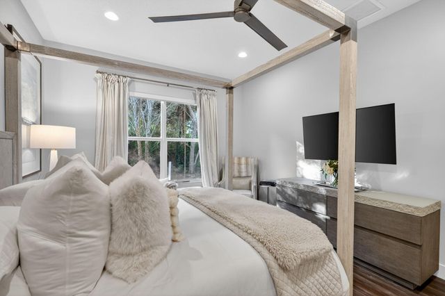 11457 Pointe Midtown Drive, Palm Beach Gardens, FL 33418