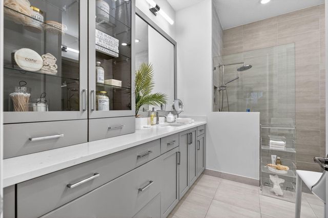 11457 Pointe Midtown Drive, Palm Beach Gardens, FL 33418