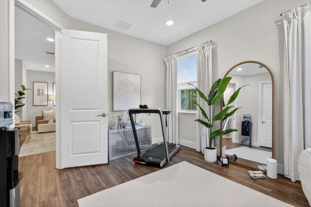 11457 Pointe Midtown Drive, Palm Beach Gardens, FL 33418