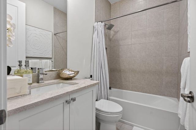 11457 Pointe Midtown Drive, Palm Beach Gardens, FL 33418