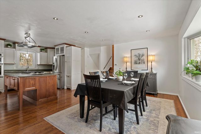 52567 Heatherfield Drive, South Bend, IN 46637