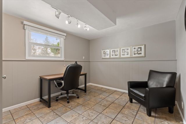 52567 Heatherfield Drive, South Bend, IN 46637