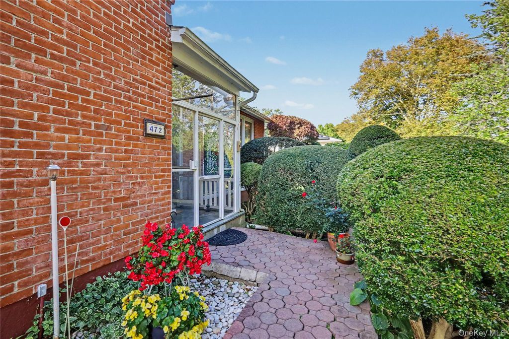 472 N Ridge Street, Rye Brook, NY 10573 — photo 2