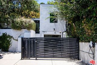 2553 Glen Green Street, Los Angeles, CA 90068