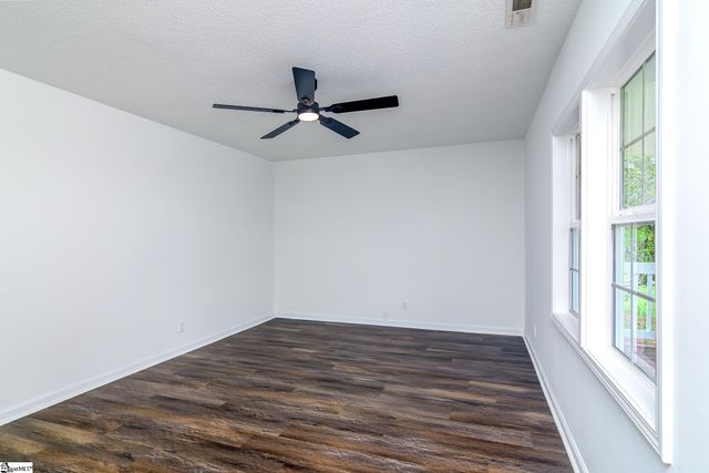 103 Duncan Road, Travelers Rest, SC 29690