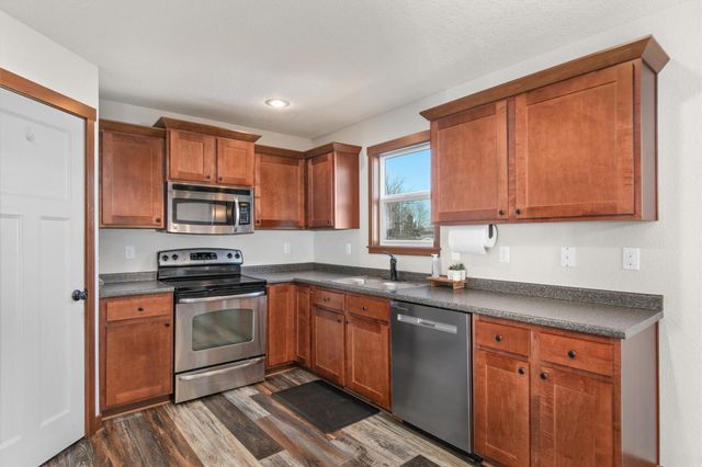 302 Filmore Avenue SE, Bondurant, IA 50035