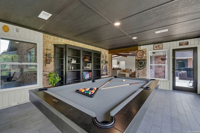 1001 FAWN DR, Schertz, TX 78154